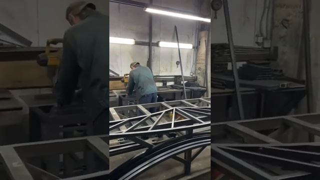 Навесы из поликарбоната Спецкаркас | Изготовление навесов для автомобиля | www.specframe.ru смотреть онлайн