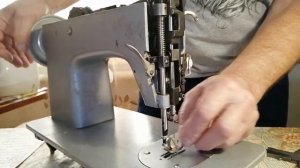 Регулировка игловодителя швейных машинок Подольск 142, Чайка 142 М, Чайка 132 М