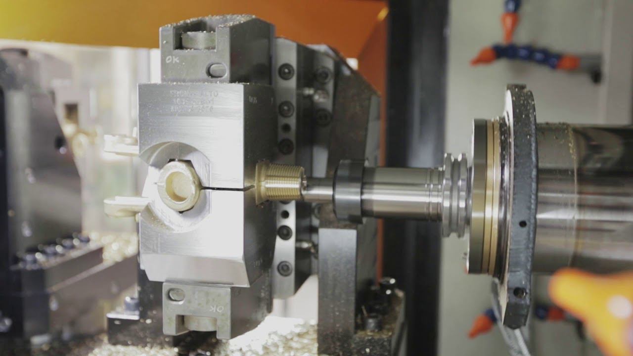 Обработка детали из латуни на 3-х шпиндельном мультицентре смотреть онлайн