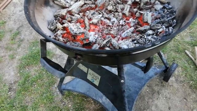 Сосиска в тесте на мангале/Pigs in blankets on the grill