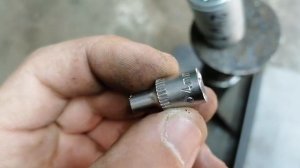 Замена двигателя шуруповерта при помощи самодельного съёмника