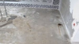 Укладка плитки на пол в ванной комнате. Дизайн и отделка ванной комнаты керамогранитом и мозаикой.