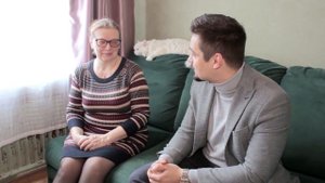 СКОЛЬКО СТОИТ САМАЯ НЕДОРОГАЯ ТРЁХКОМНАТНАЯ КВАРТИРА В СПб?! Вторичка у метро "Ветеранов"