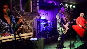 Red Elvises - Baby Bye Bye (2015.07.31)