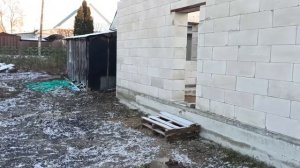 Строительство самодельным краном. Купили дом за материнской капитал, под снос.