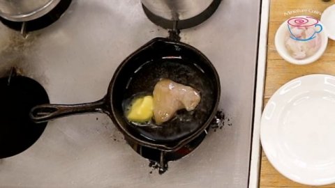 Mini Real Food Cooking: Cooking Chicken Noodle Soup In Real Life! ??