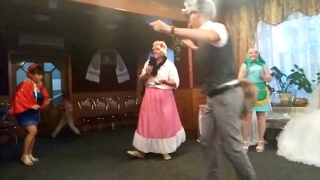 Свадьба Настеньки и Юрчика (05.08.2016) Сказка про красную шапочку - современная версия. смотреть онлайн