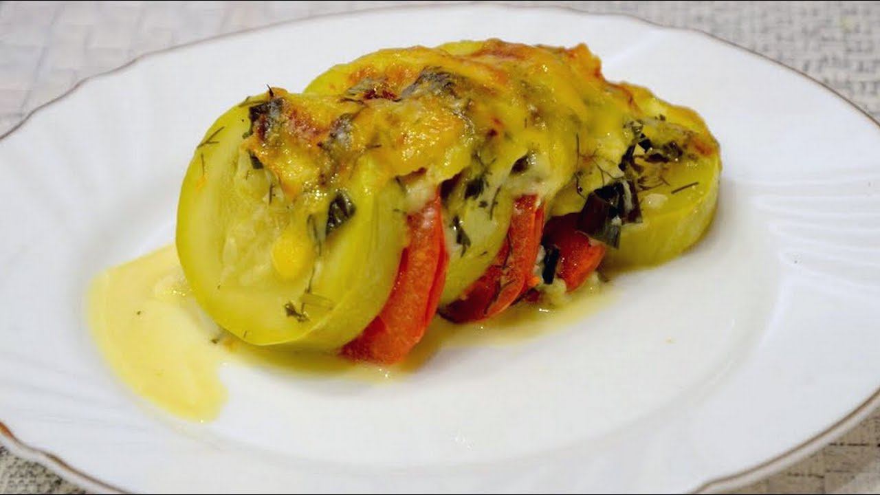 Кабачки запеченые с помидорами и сыром в духовке.