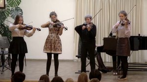 Вальс, исп. квартет скрипачей