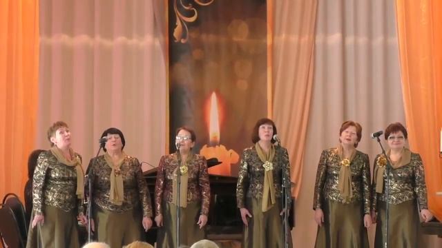 Раскидал осенний лес рубли целковые...