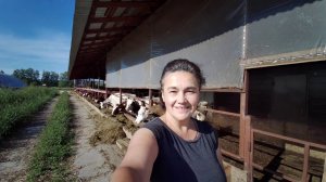 Мама показывает ферму