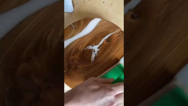 Стол-река, все этапы до получения. смотреть онлайн