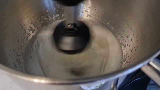 Как взбивать безе смотреть онлайн