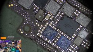 iPhone 12 mini не включается