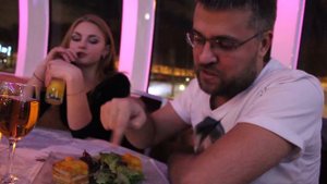 PRosto Места. Ресторан – корабль Radisson Royal. Поужинать по Москве-реке.