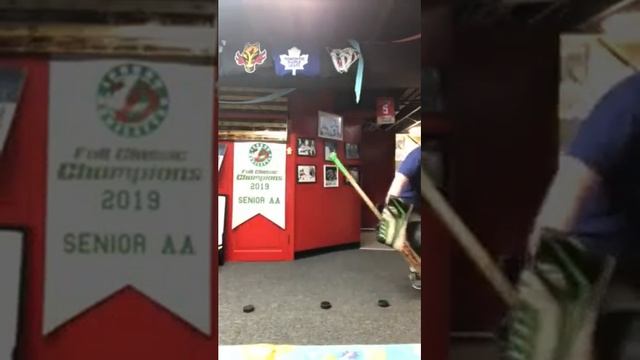 1. 5 PUCK SHUFFLE смотреть онлайн