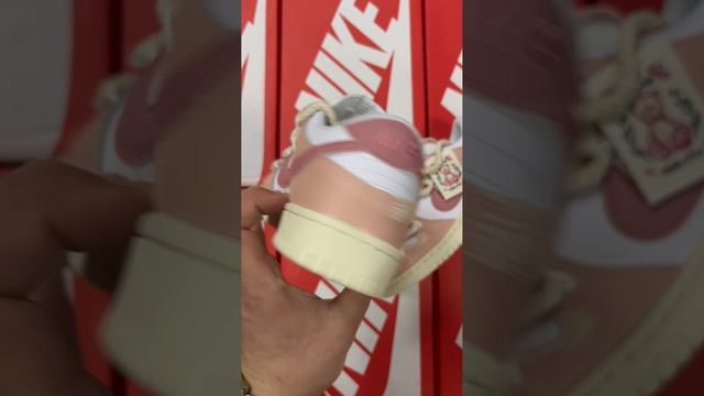 кроссовки Nike dunk low Bear Sweet Heart смотреть онлайн