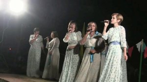 "Вишня - белый цвет", автор песни Владимир Стрелков, - исп. ансамбль "Хорошее настроение" ( Мучкап