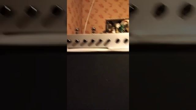 Проверка отсутствия фона в гитарном мастеровом усилителе смотреть онлайн