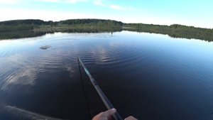БЕЗМОТЫЛКА С ДЛИННОЙ УДОЧКОЙ. РЫБАЛКА НА БОКОВОЙ КИВОК
