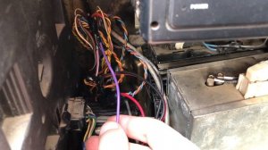 Сабвуфер в BMW E39 легкий способ подключения.