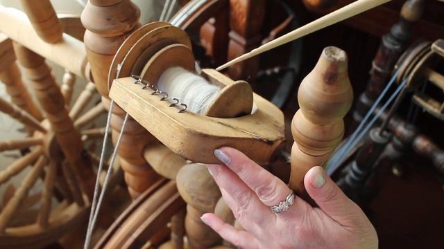Мои колёсные деревянные самопрялочки.