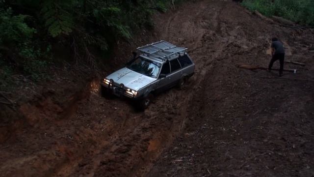Toyota 60 Series V8, Subaru DL 1800.