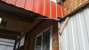 Доводчик из газового амортизатора от капота ваз 2110