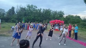 Танец учителей на выпускной 2021