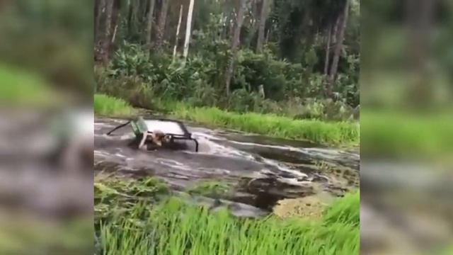 Мотоподлодка А вы говорите гидроудар! смотреть онлайн