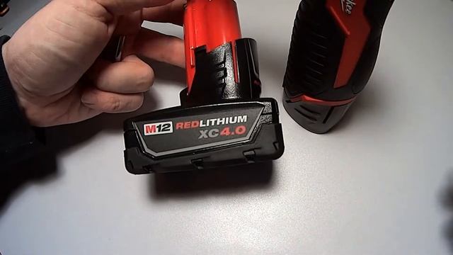 Milwaukee M12 Cordless Soldering Iron - #2488-20 - Must have!!! TOOL REVIEW смотреть онлайн