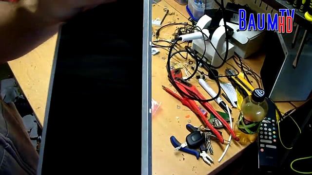 HOW TO - replace the display of an Asus EEE Pc 1005 HAG PEB HEG