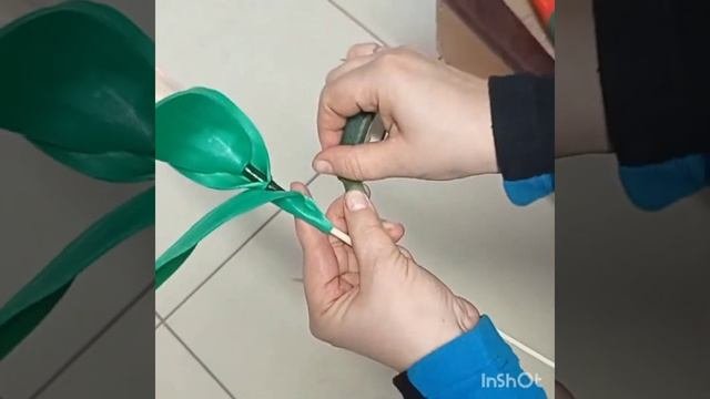 КАК СДЕЛАТЬ ЛИСТЬЯ НА БУТОН ЛИЛИИ #ручнаяработа