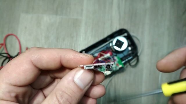 Ремонт портативной колонки L8S смотреть онлайн