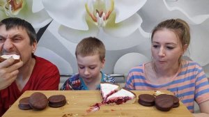 МУКБАНГ БРУСНИЧНЫЙ ЧИЗКЕЙК ЛУЧШЕЕ СРЕДСТВО ОТ ВИРУСОВ ОТ НАСТИ | MUKBANG LINGONBERRY CHEESECAKE