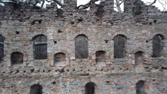 Древняя церковь