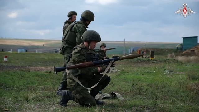 Мобилизованные продолжают подготовку в учебных центрах Минобороны России в Ростовской области