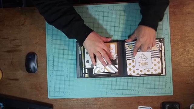 Kathy King's Everyday Life small w/small box in Simple Stories digital Story of US and Gold snappac смотреть онлайн