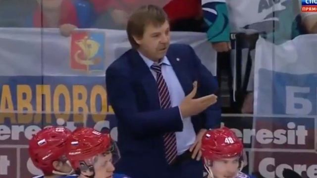 Неприличный жест тренера сборной России по Хоккею!