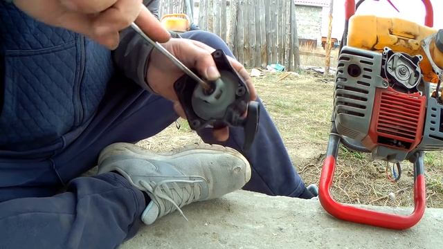 Упал забор. Не хочется , а делать надо. Сломал мотобур! :( смотреть онлайн