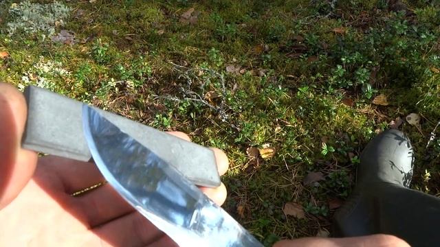 Как я точу нож Mora 2000. Камень Опинель