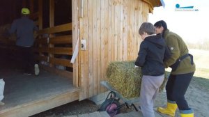 В деревне Селивёрстово находится ферма, где работают с подростками из приёмных и кризисных семей