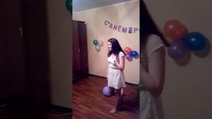 Зачитала рэп подруге на день рождения
