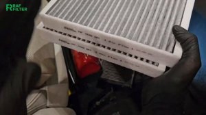 Замена угольного салонного фильтра RAF FILTER RF009BM в автомобиле BMW Х5 G05