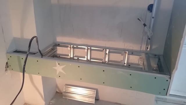 Подвесной камин из гипсокартона, угловая вставка. Камин #3. смотреть онлайн