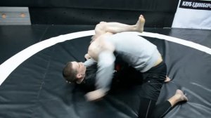 Заход на треугольник после омоплаты. Уроки борьбы с Антоном Телепневым