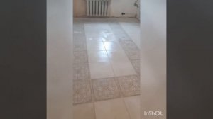 Укладка напольной плитки в кухни и коридоре