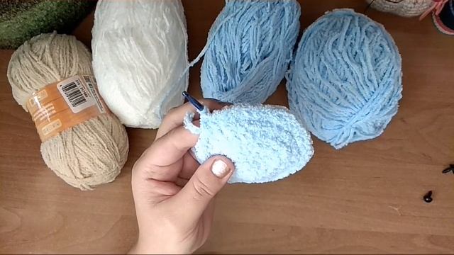 МК//Вязаная игрушка "Мишка в пижаме". Часть 1. смотреть онлайн