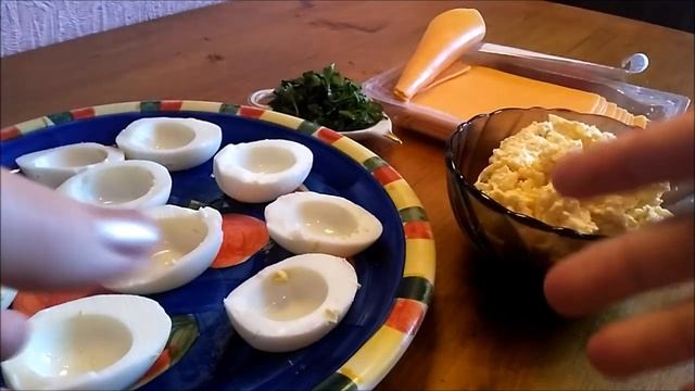Яйца фаршированные сыром и чесноком  24 01 2020  СВЕТЛАНА Ш