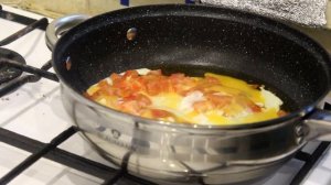 Яичница с Помидорами и Чесноком Самый Вкусный Завтрак